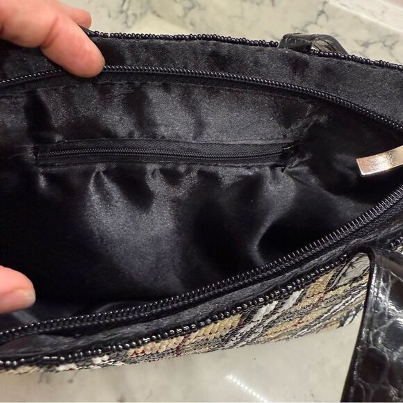 Plaid beaded Burberry-print Tote Bag with Black Straps - Picture 13 of 15